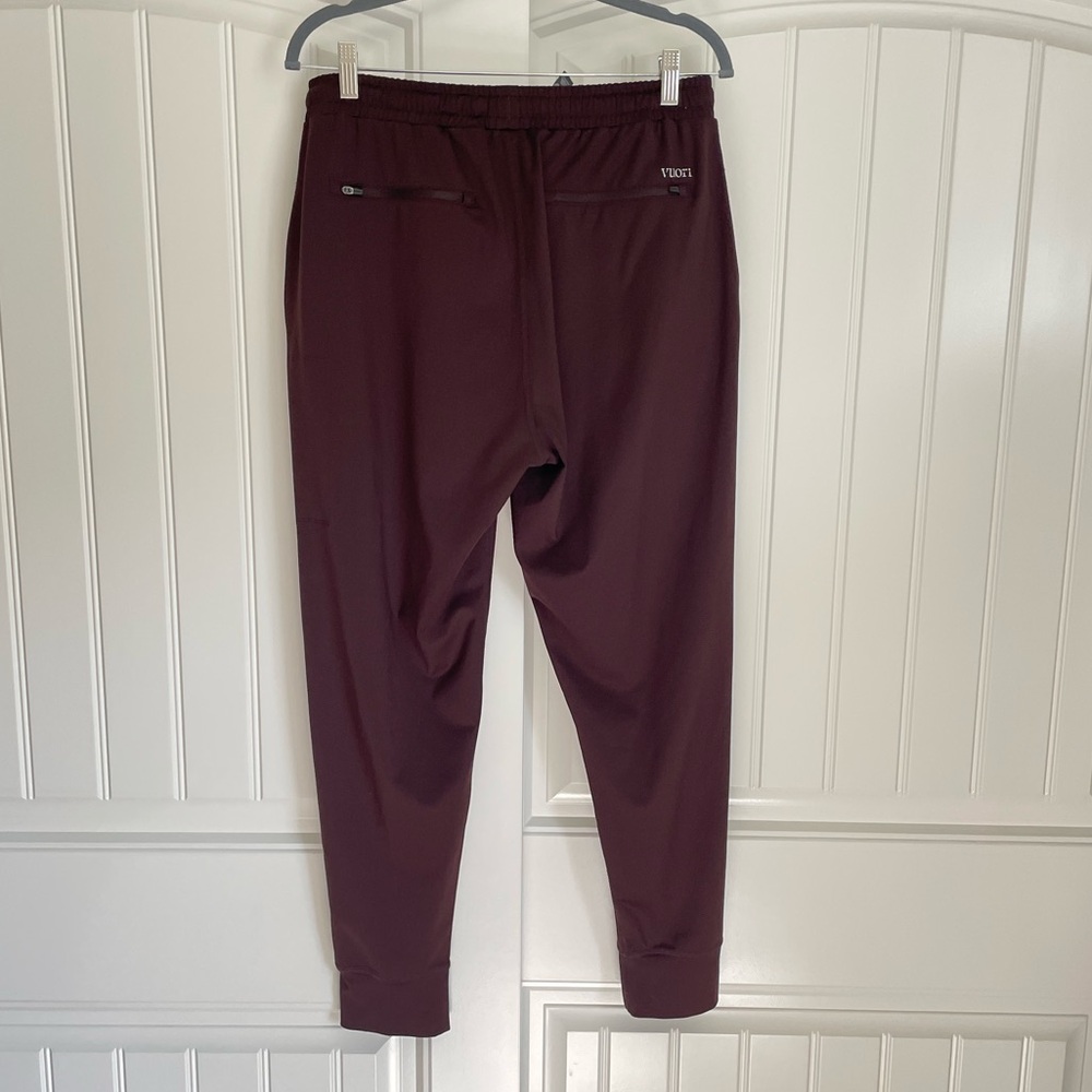 Vuori performance pant jogger plum purple color men’s size large - Picture 6 of 6